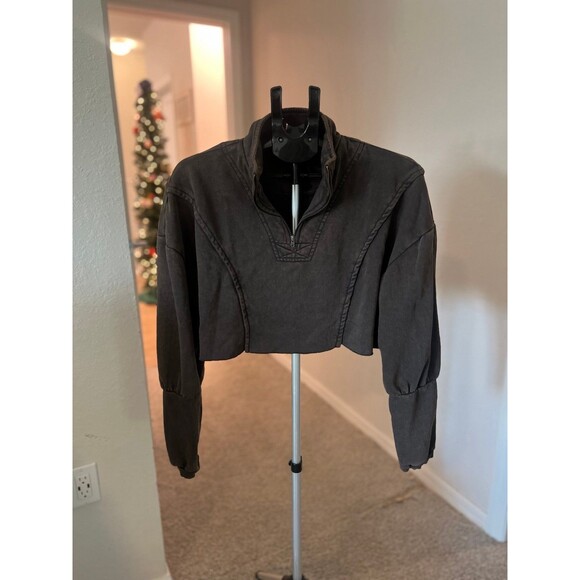 Urban Outfitters Tops - Urban Outfitters Out from Under 1/4 Zip Cropped Sweatshirt Women’s Size Large